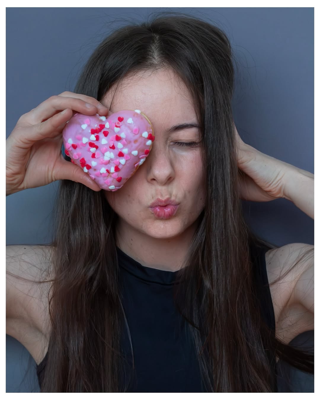 Self-portrait — romance with my donut